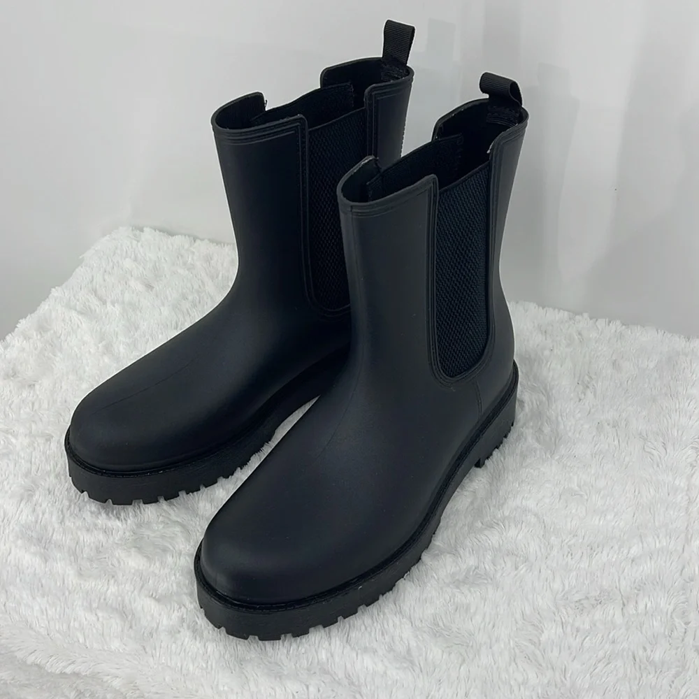 SERRA WOMENS SIZE 7 Black Ankle Rain Boots